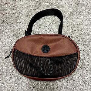 Lulu lemon Take it On Belt Bag